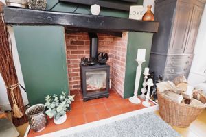 HIGH STREET- click for photo gallery